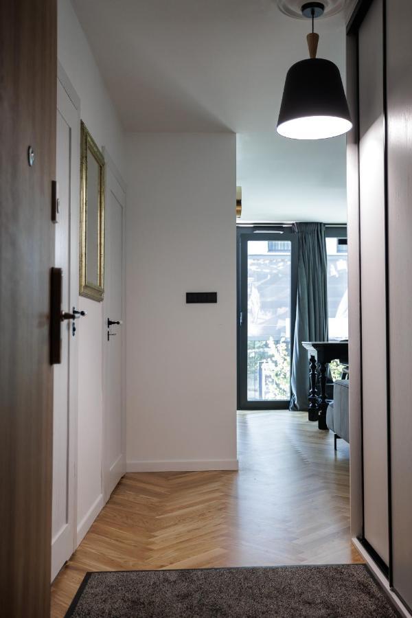 Apartment Art Ii Basen & W Centrum Z Balkonem, Faktura Vat *