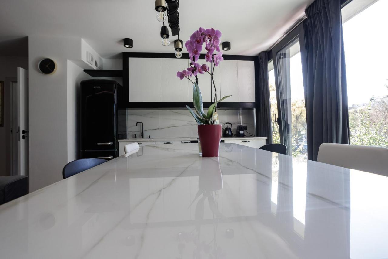 Art Ii Basen & W Centrum Z Balkonem, Faktura Vat Apartment *